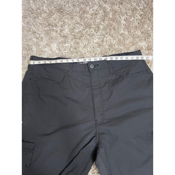 Signature Mens Levi Strauss Grey Cargo Shorts NEW 42W #0569 - Picture 10 of 15